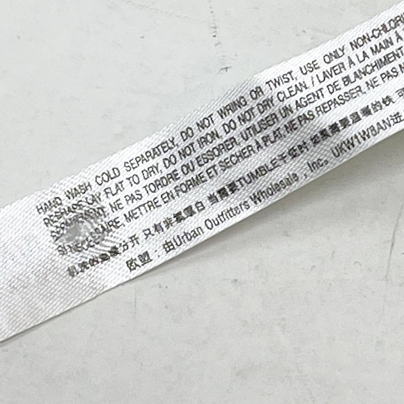 Set Of 2 URBAN OUTFITTERS OFU Women’s Seamless Ribbed Tops - Picture 6 of 13